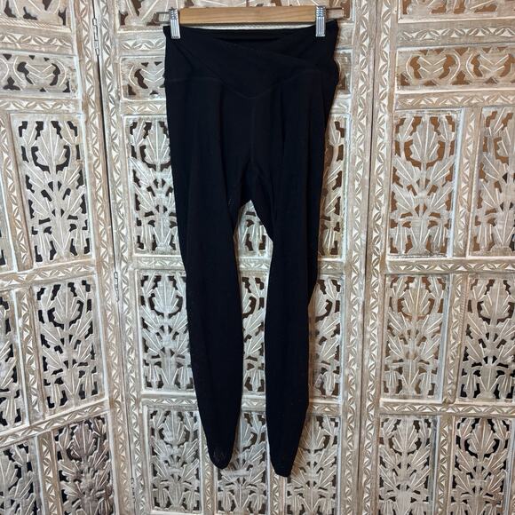 Halara Women's HW Crossover Contrast Lace 7/8 Athletic Leggings Black Size MED - Picture 1 of 9